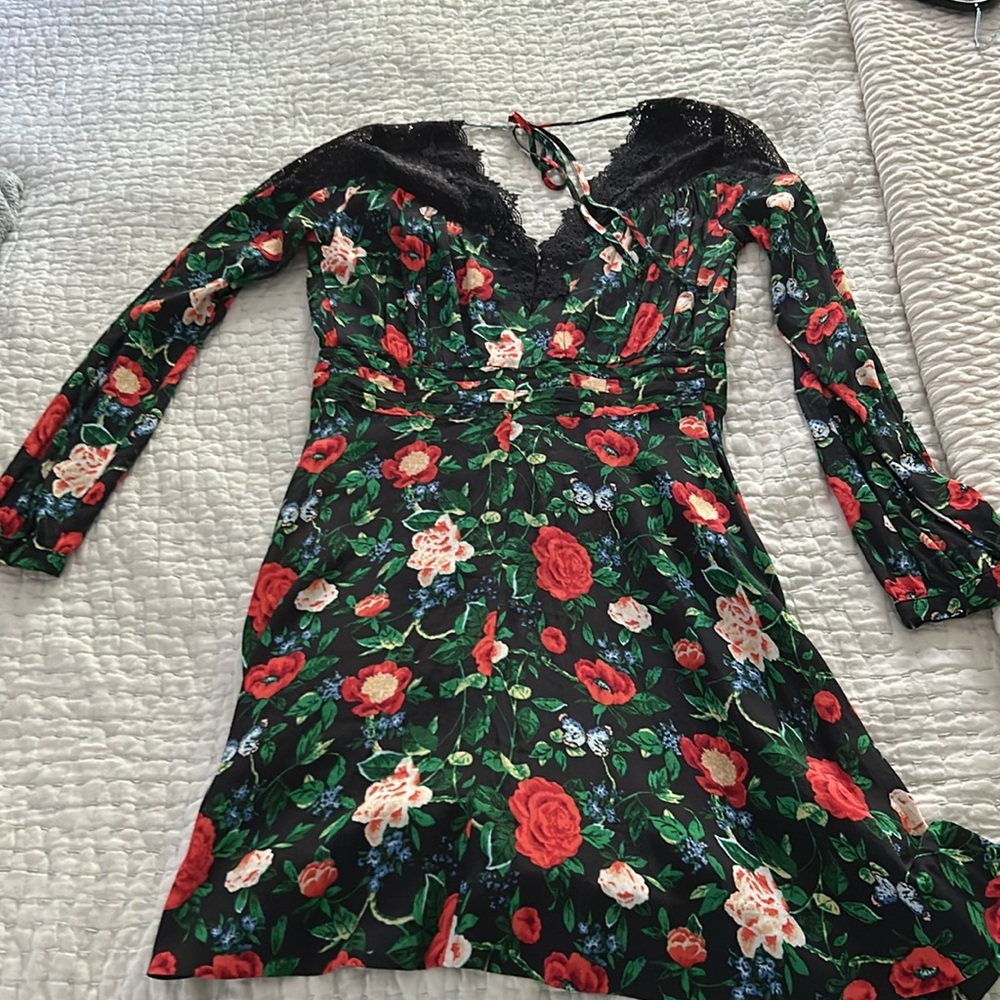 Lined,open back,floral,fit&flare,cocktail chic, lace V-neck,size 6,anthropology